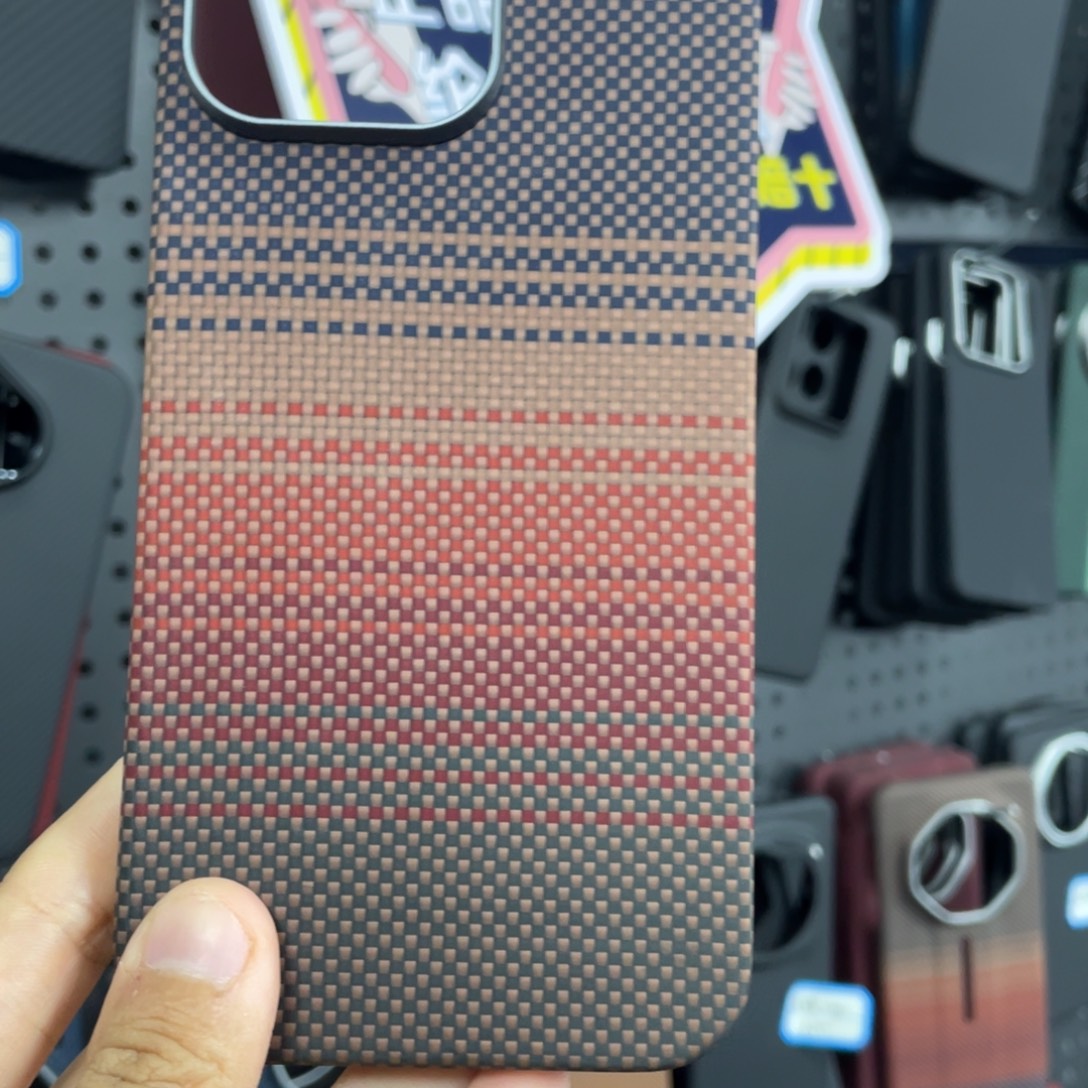 苹果15pm日落红全包