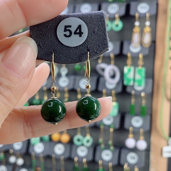 18K金镶嵌和田玉耳饰