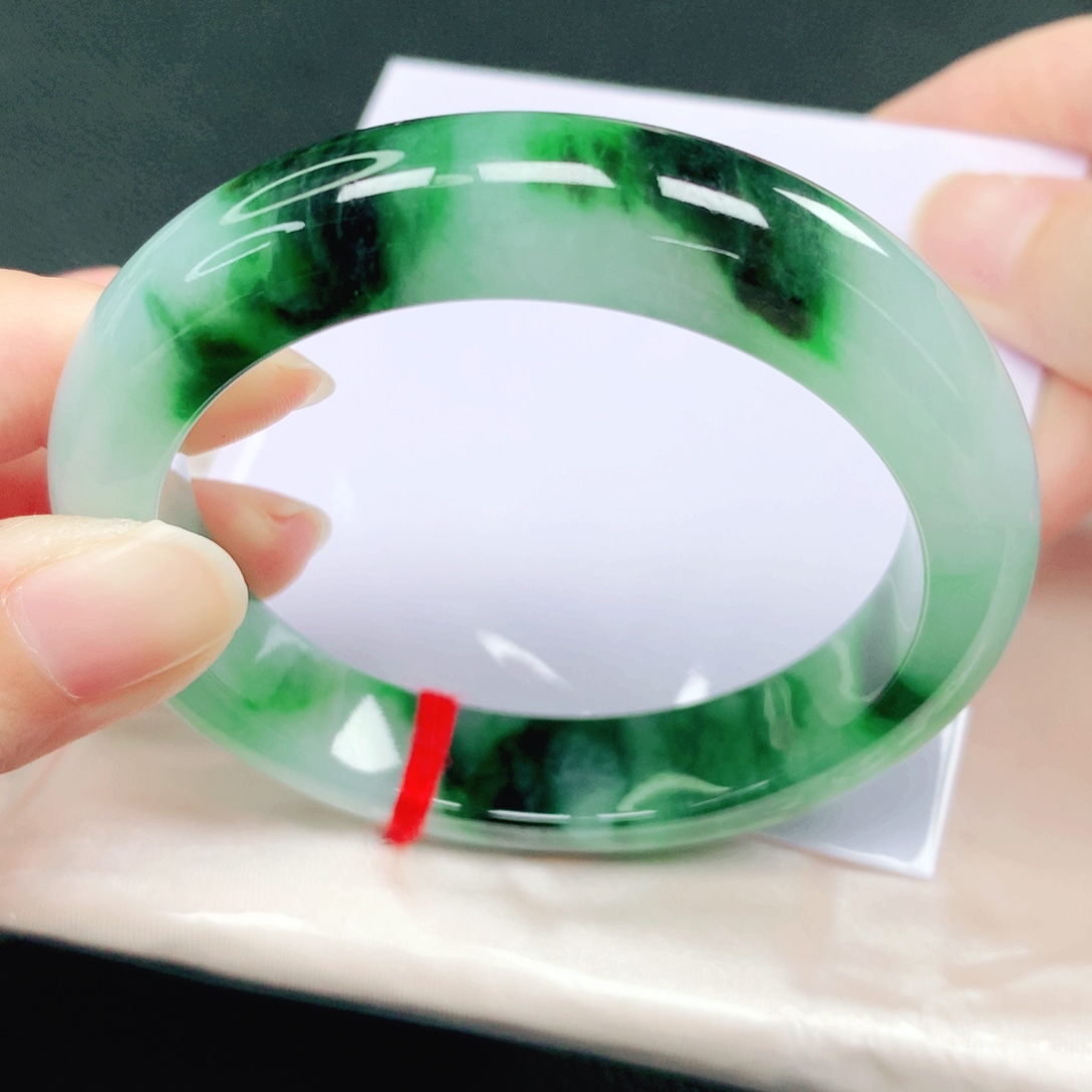 翡翠未镶嵌手镯54圈