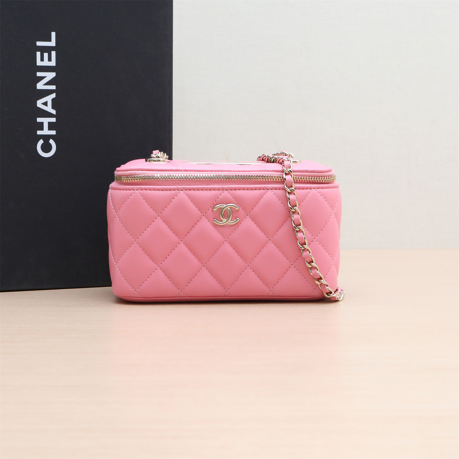 99新 Chanel/香奈儿 小花攀攀Trendy CC 长盒子粉色 皮革S 30开