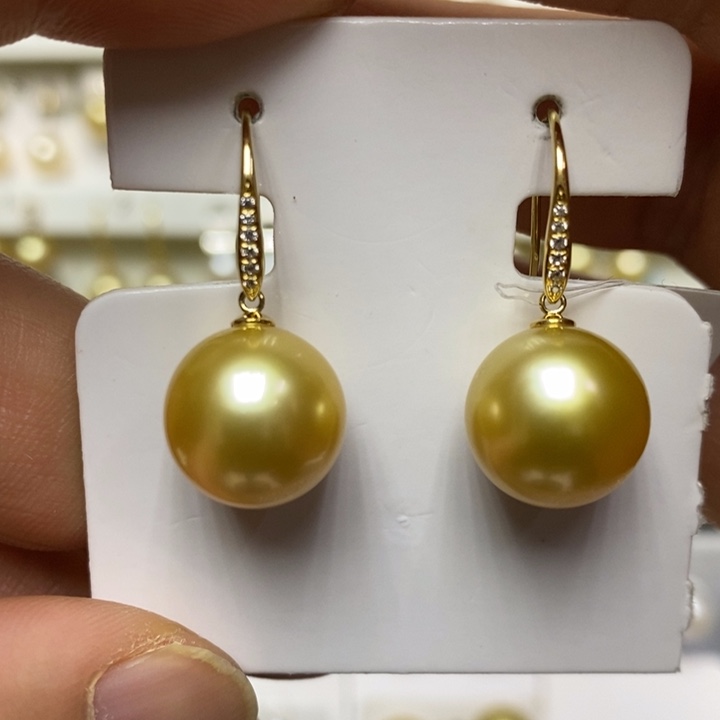 海水珍珠金珍珠耳坠18K金镶嵌
