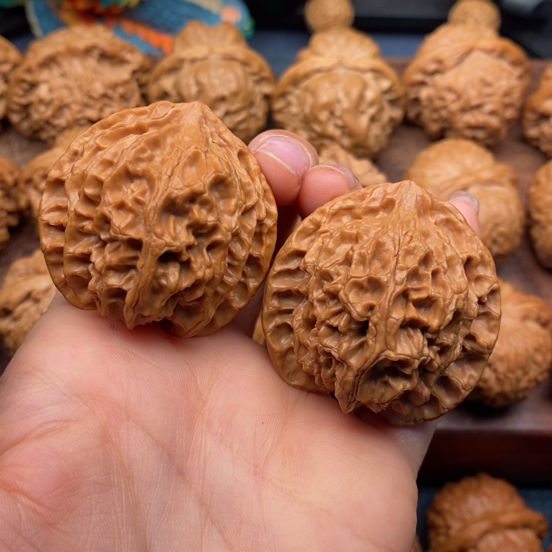 文玩核桃吊坠40全品，原桩苹果园