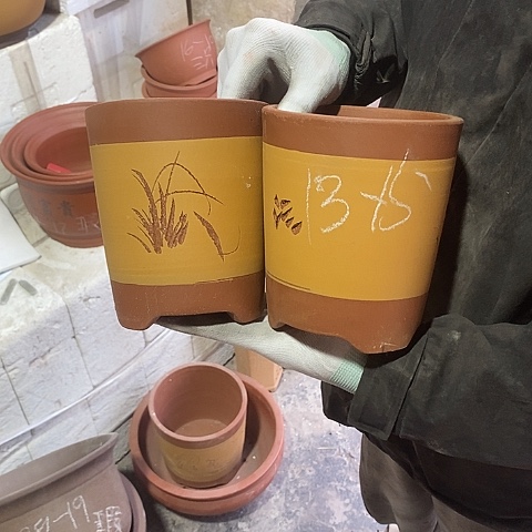 紫砂，中国宜兴紫砂花盆，