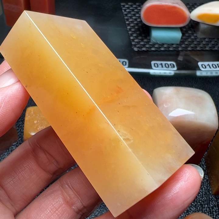 老挝石欣****?我们的确是