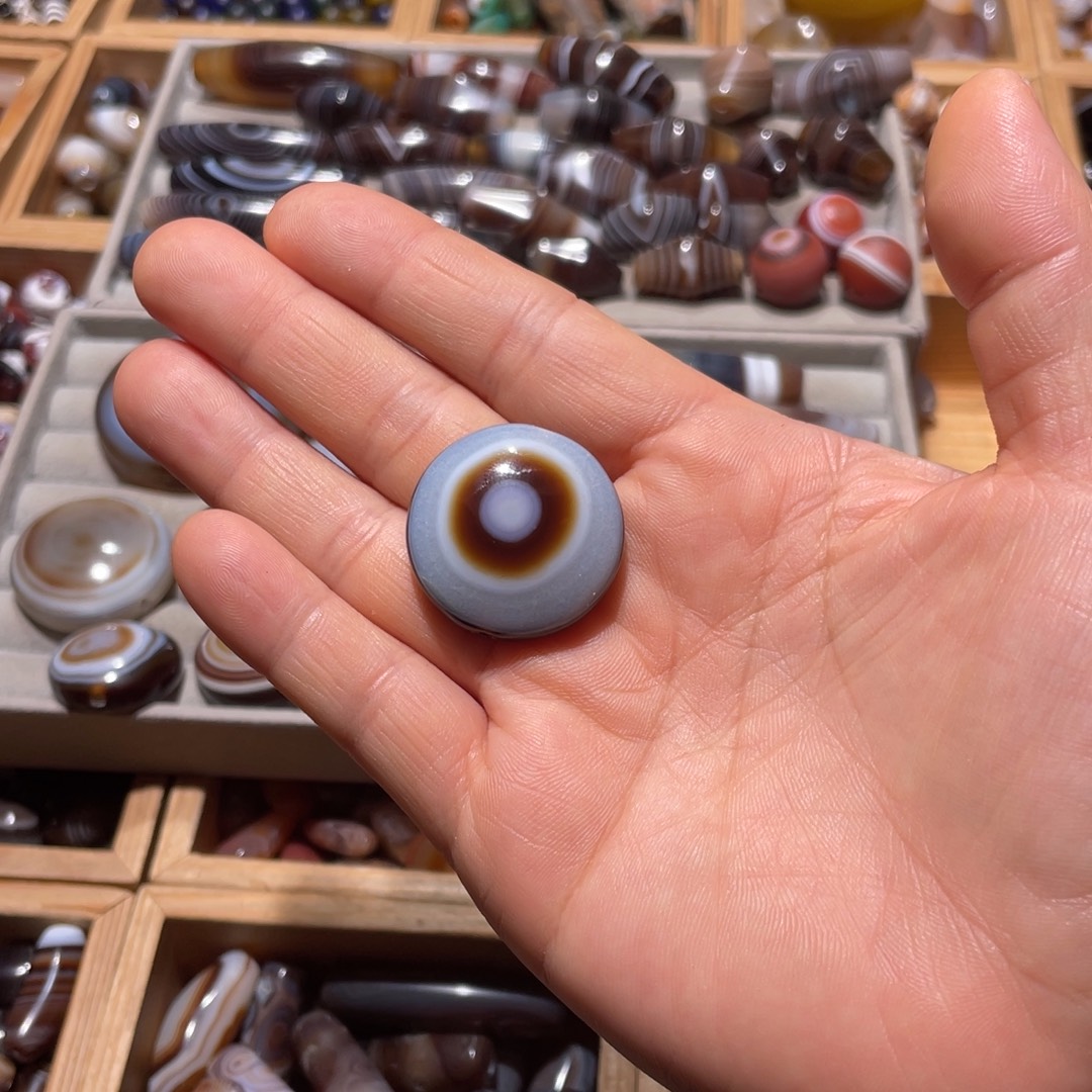 玛瑙/玉髓未镶嵌珠宝半成品