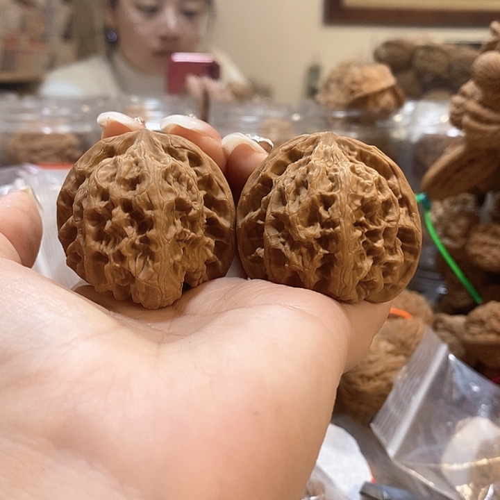 文玩核桃吊坠42野牛