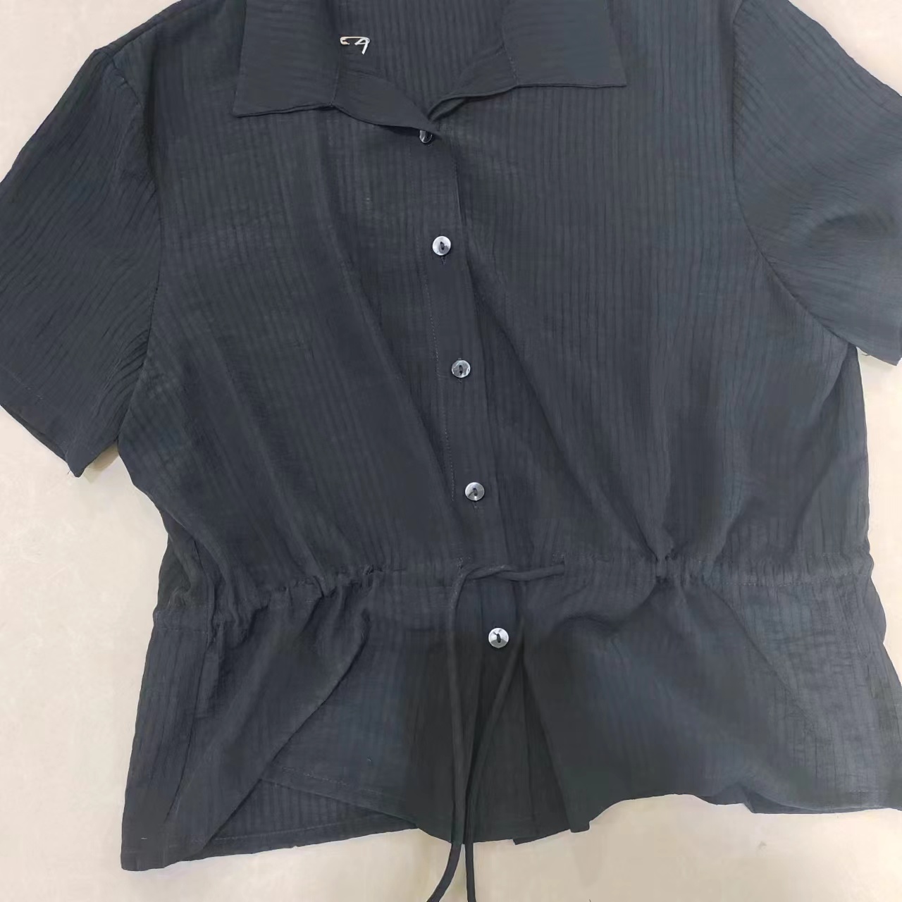 B-210黑色收腰衬衫