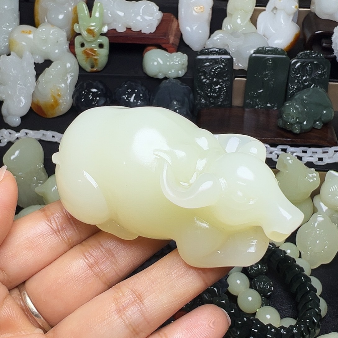 用***1软玉未镶嵌把件新疆天然精品料子