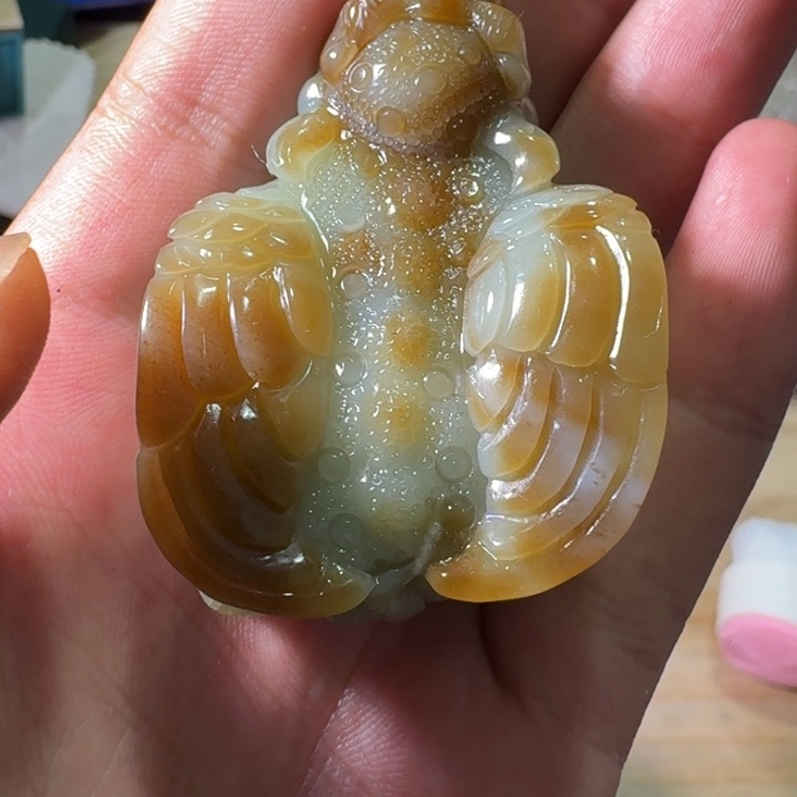 未镶嵌和田玉（糖玉）挂件