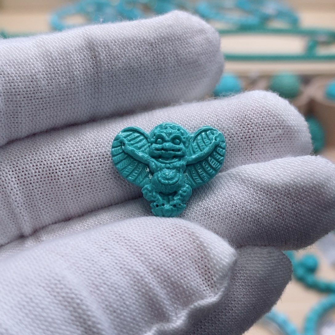 未镶嵌绿松石珠宝奇石