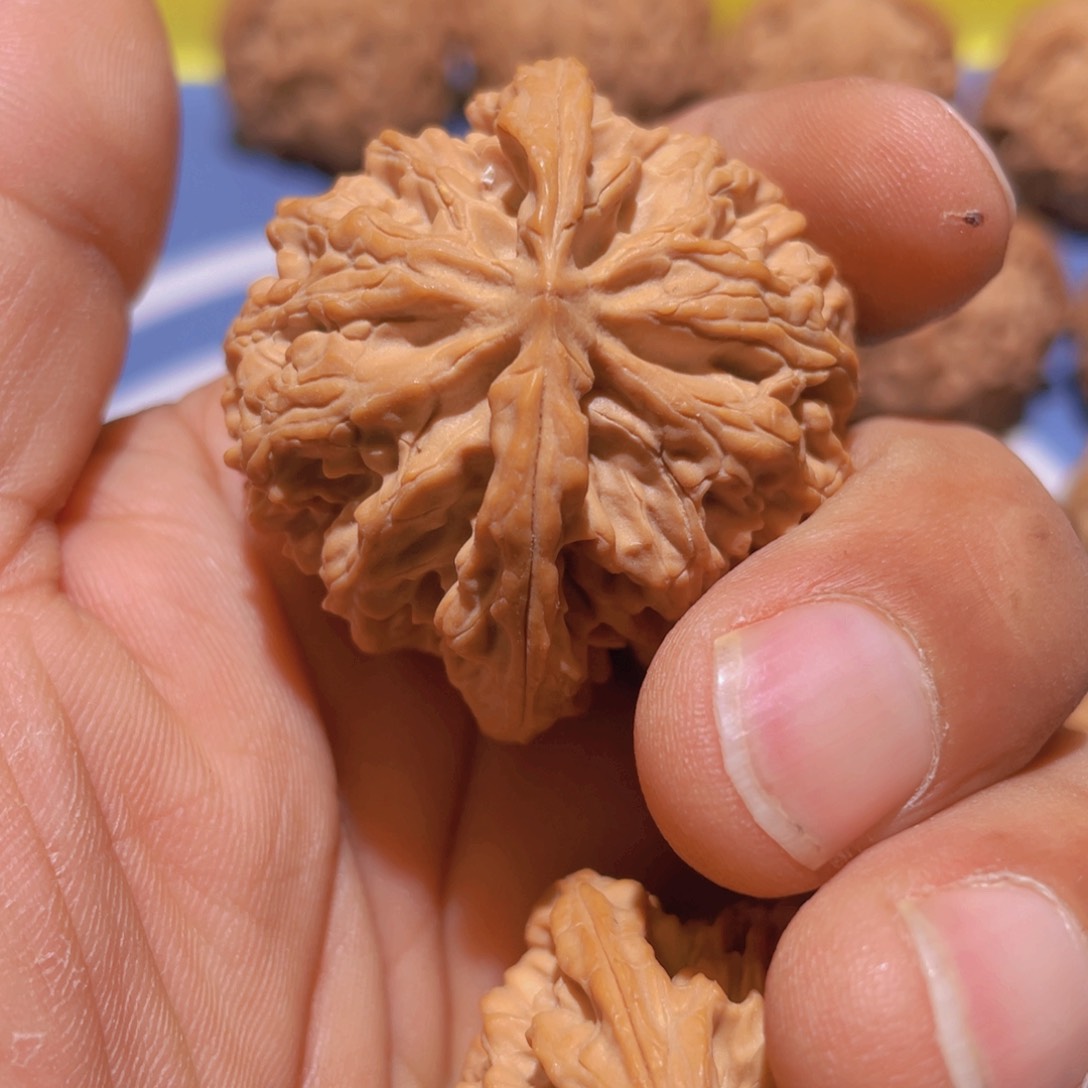 文玩核桃吊坠K*?苹果