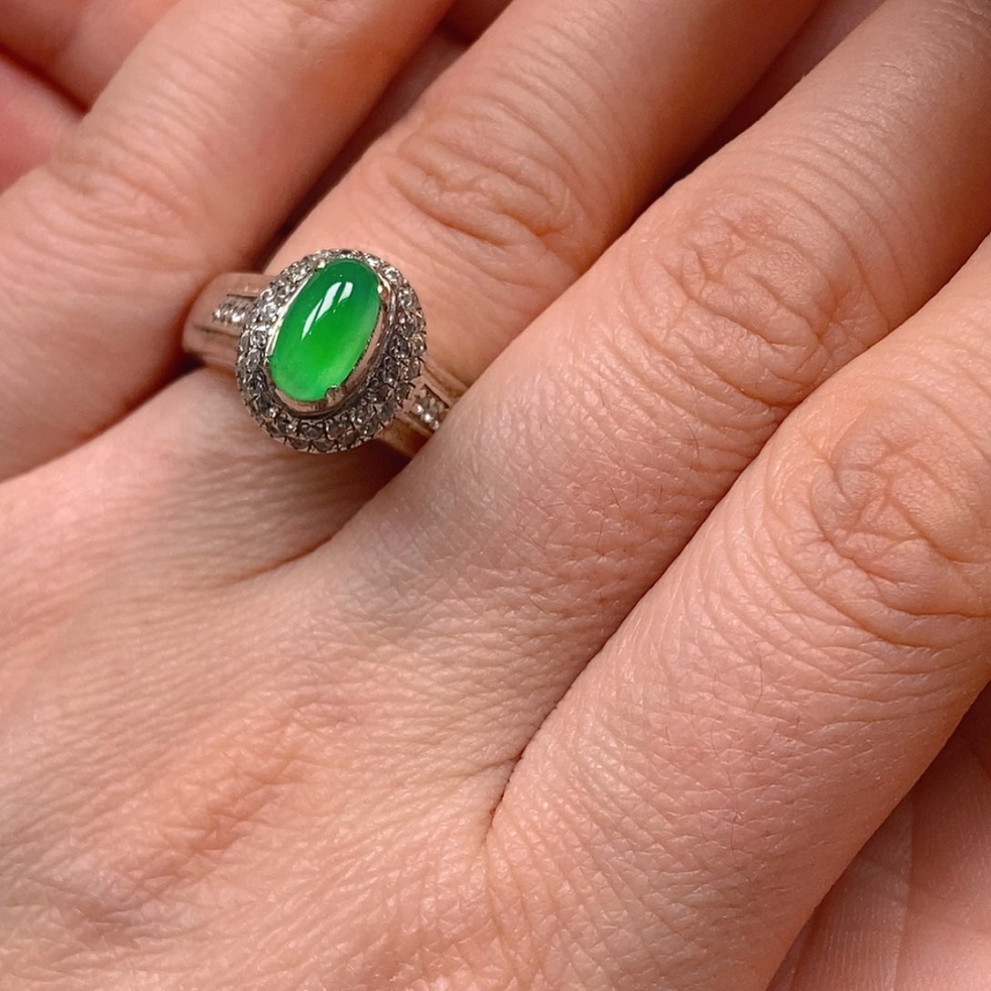 翡翠戒指未镶嵌翡翠蛋面