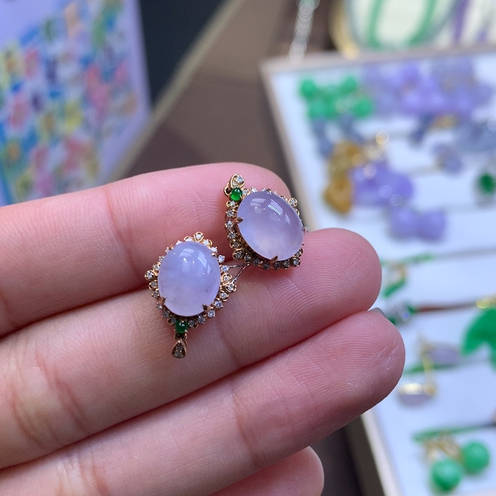 翡翠18K金镶嵌颈饰翡翠