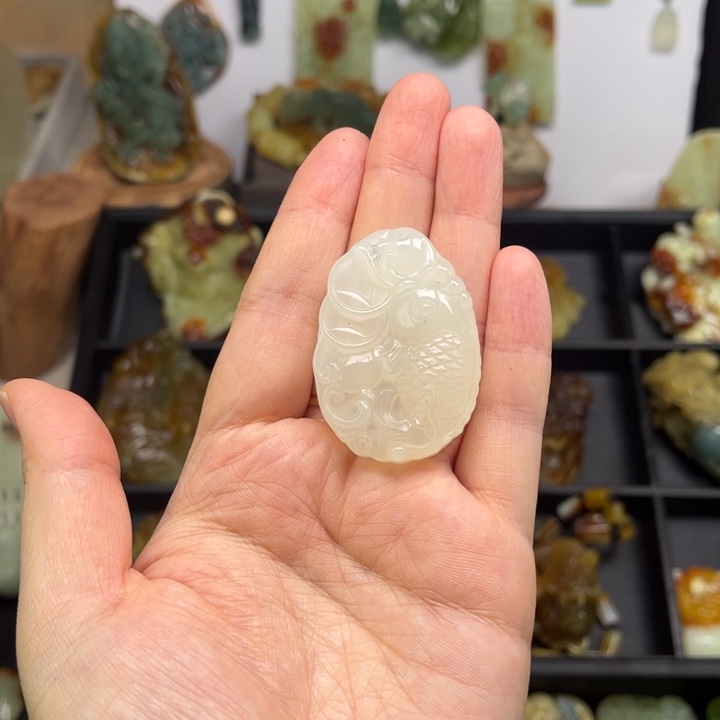 蛇纹石玉未镶嵌茶宠