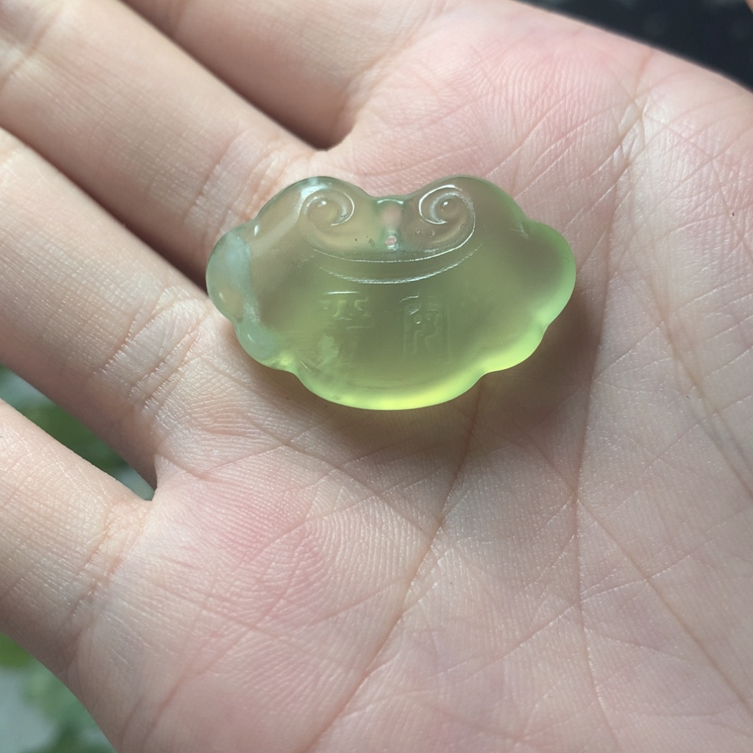 合金蛇纹石玉颈饰