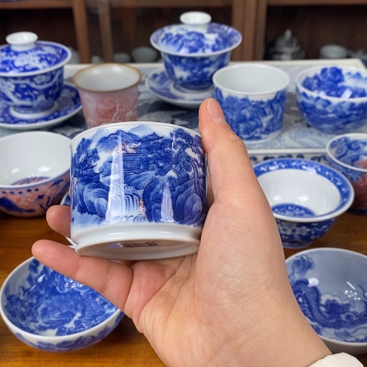 青花手绘山水容天杯