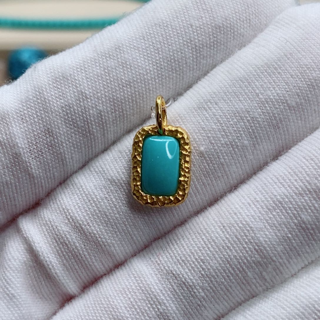 绿松石珠宝奇石18K金镶嵌