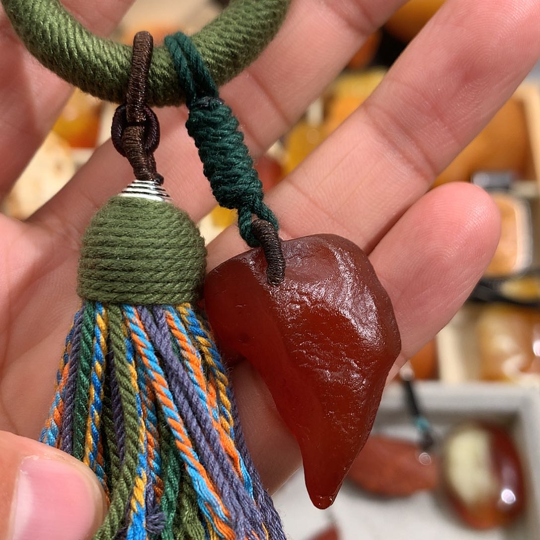 蜜蜡裸石未镶嵌你