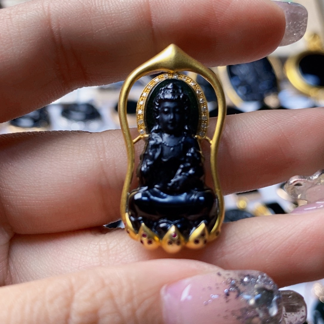 定制翡翠18K金镶嵌墨翠观音吊坠