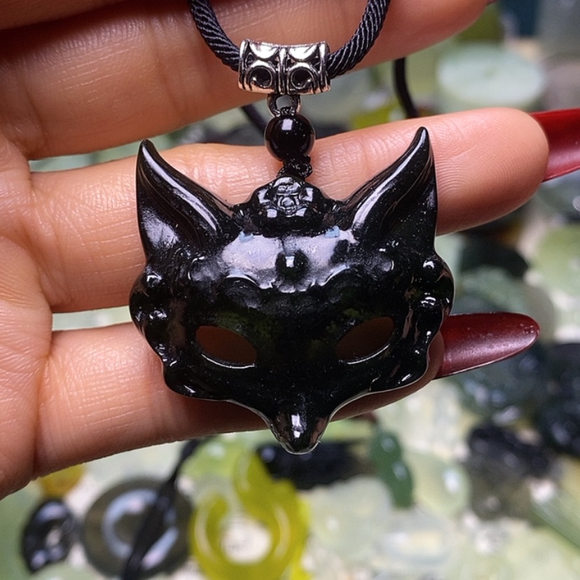 【闪购商品】蛇纹石玉颈饰未镶嵌