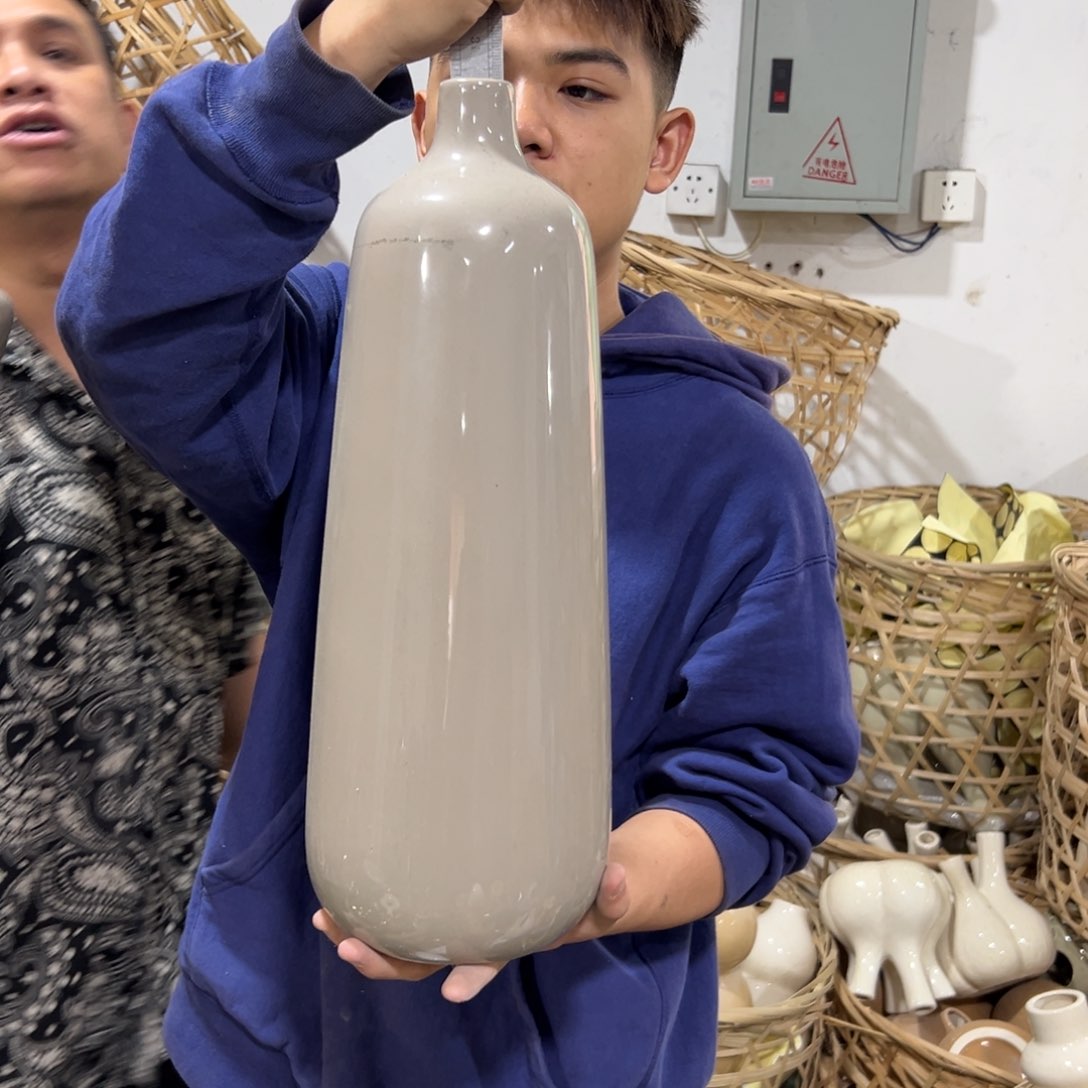 摆件105 号高中低温陶瓷工艺瓶（部分微瑕）