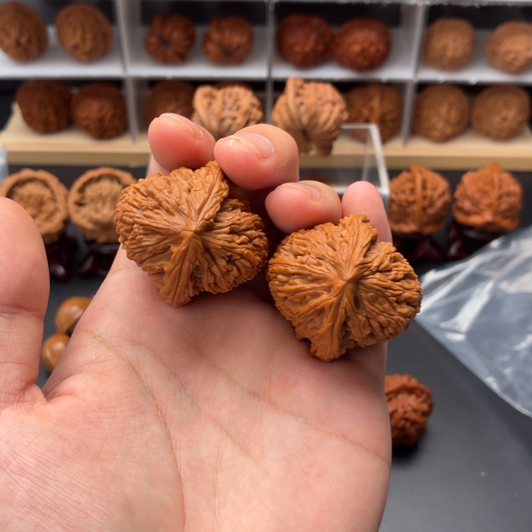 把件文玩核桃拉丝三角将39