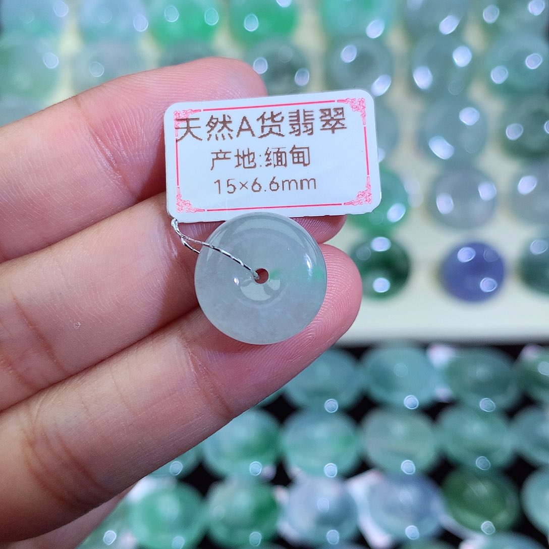 翡翠未镶嵌吊坠(不含链)毛*儿