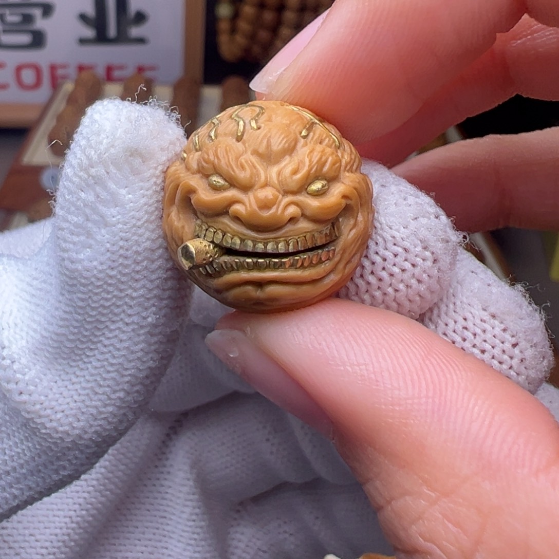 把件猴头核桃镶嵌款烟鬼全品有正常封口线