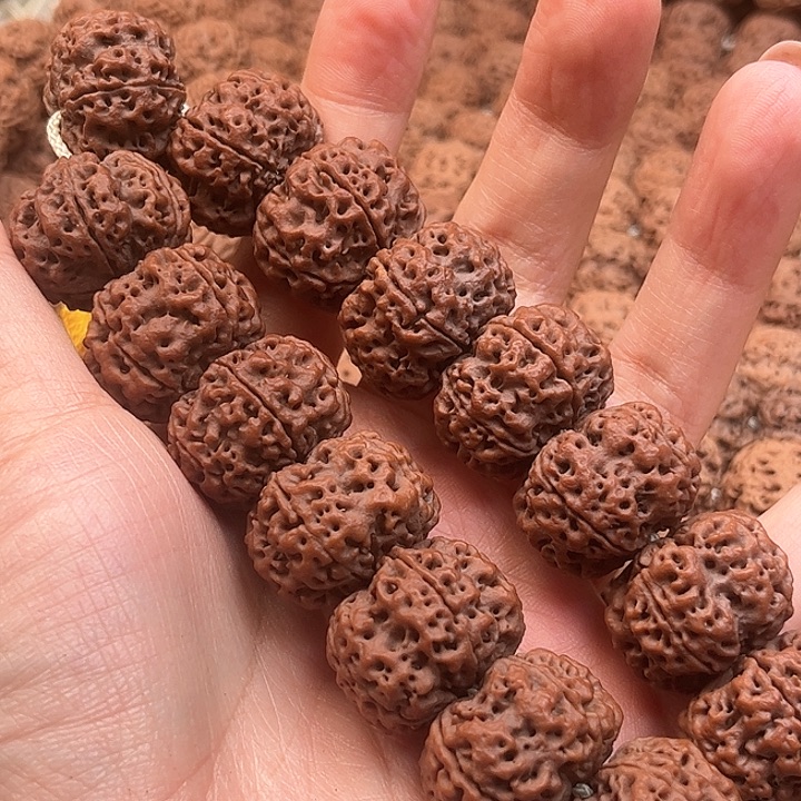 人***搏手串金刚菩提超头梅花夹板24