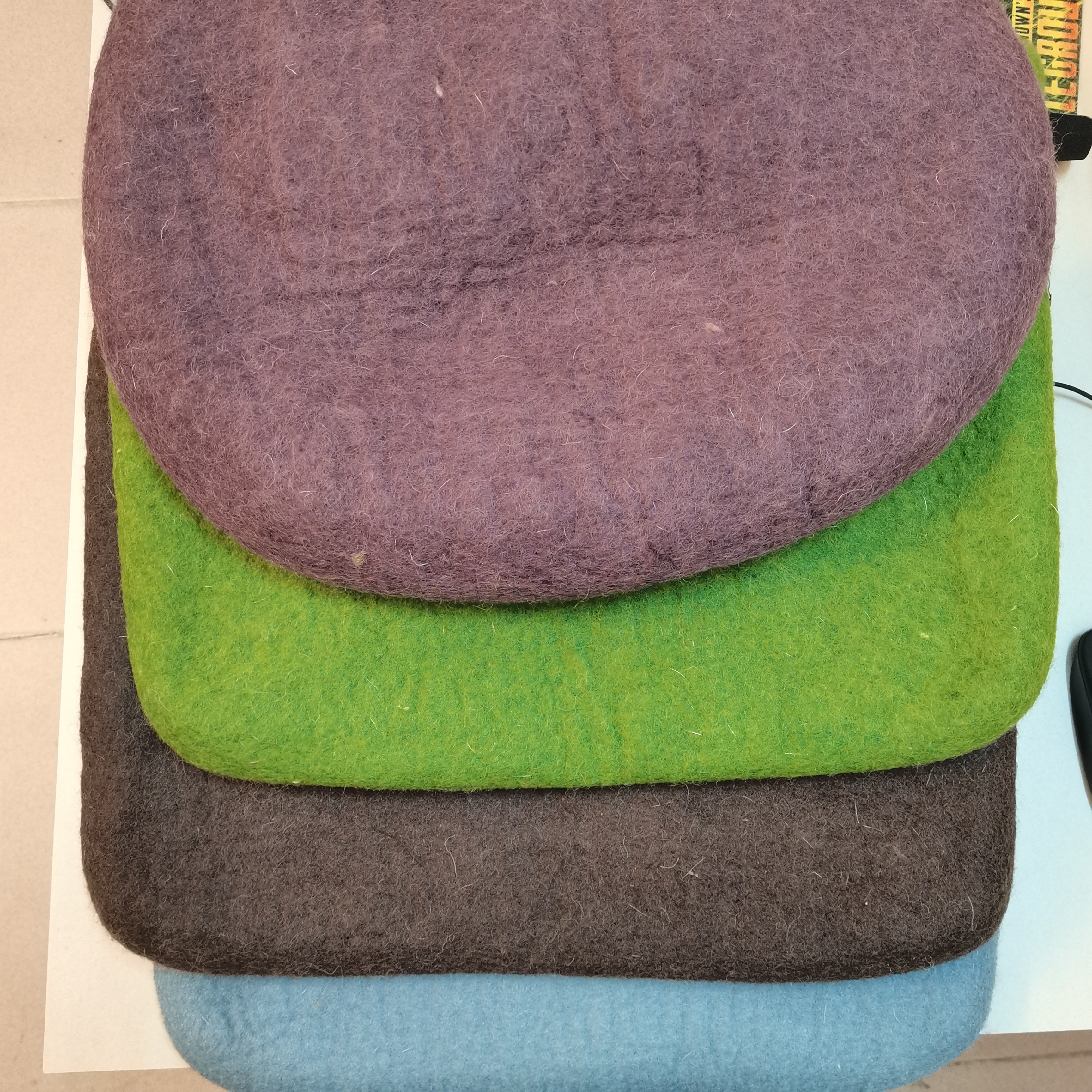 大头手工羊毛毡包包绿色秋冬休闲