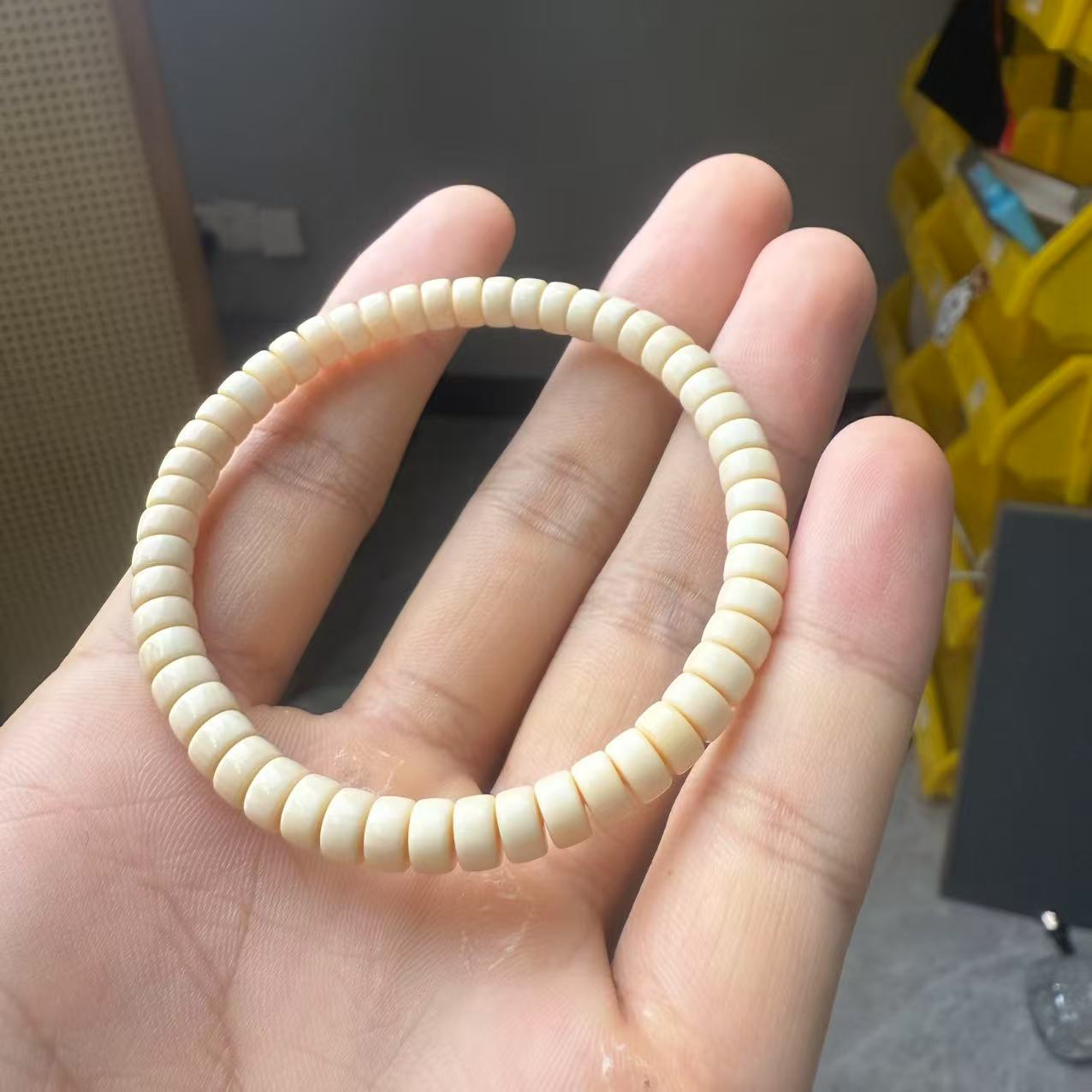 约6mm猛犸牙血料直切单圈手串