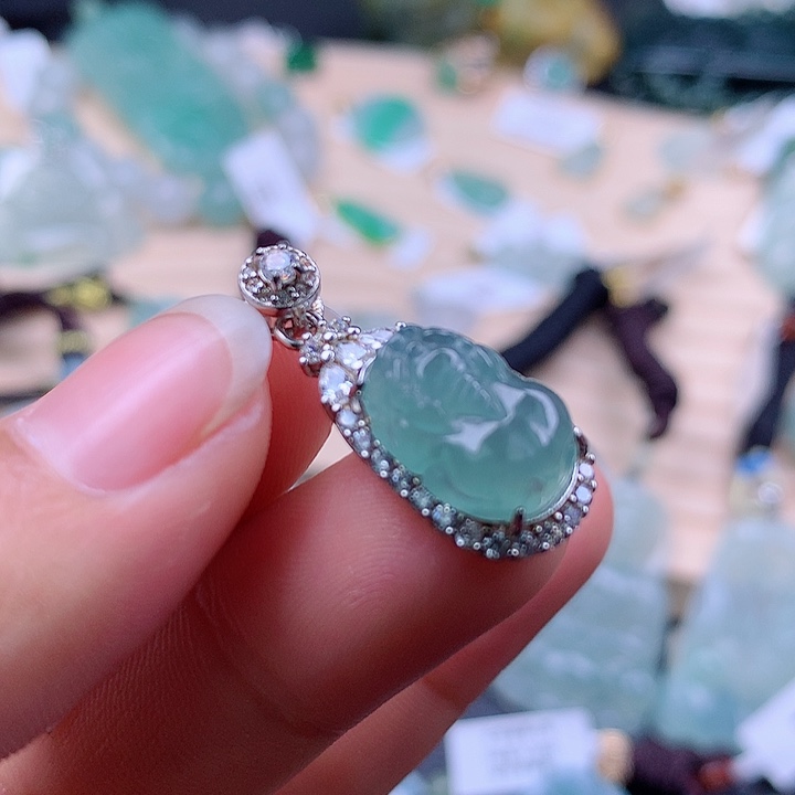 【闪购商品】翡翠颈饰银S925镶嵌翡翠吊坠