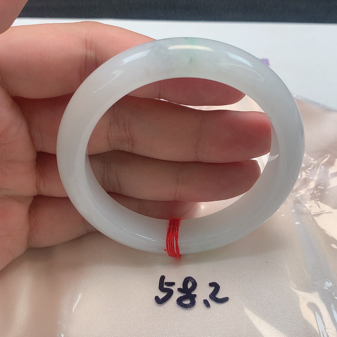 翡翠手镯未镶嵌289号