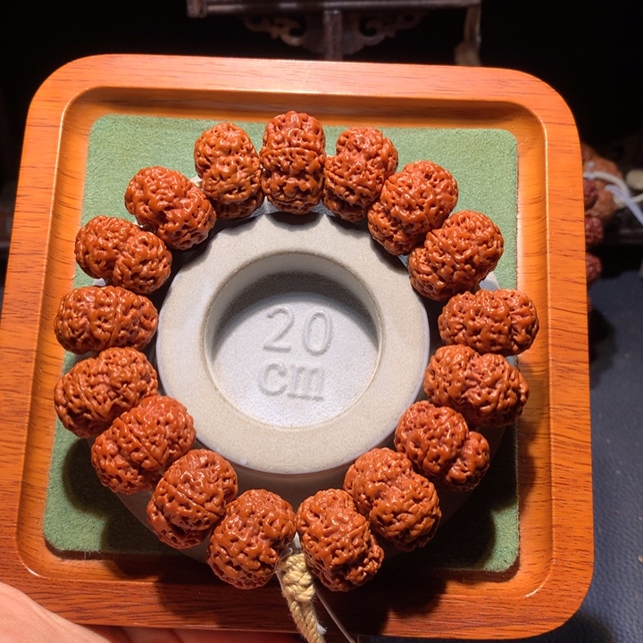 手串金刚菩提23+夹板梅花