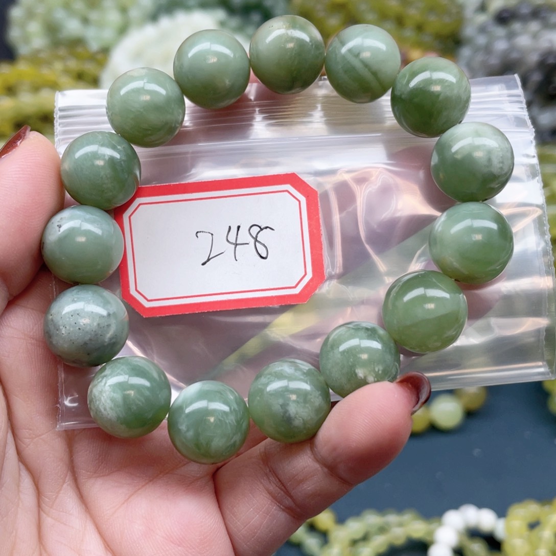 未镶嵌蛇纹石玉手串