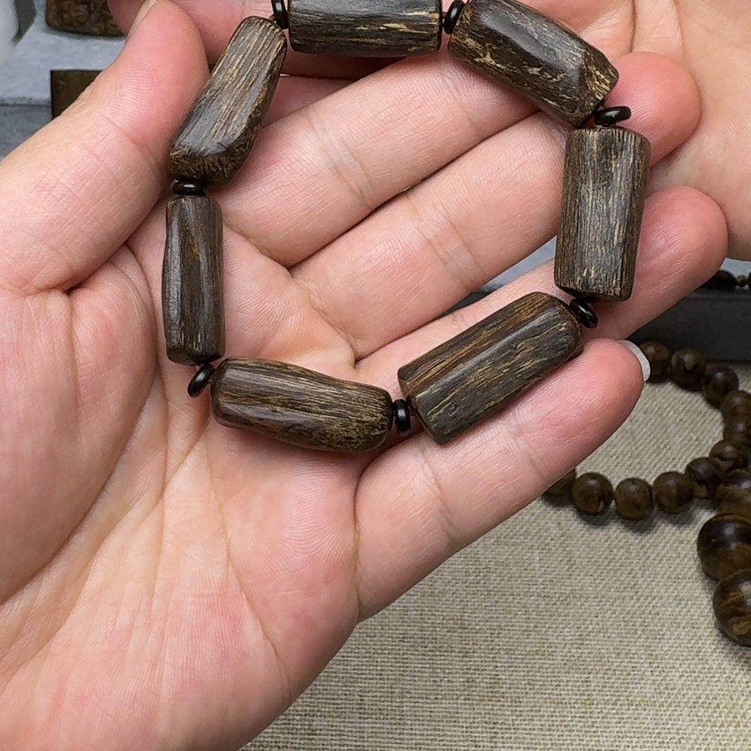 沉香碎屑沉香达拉干