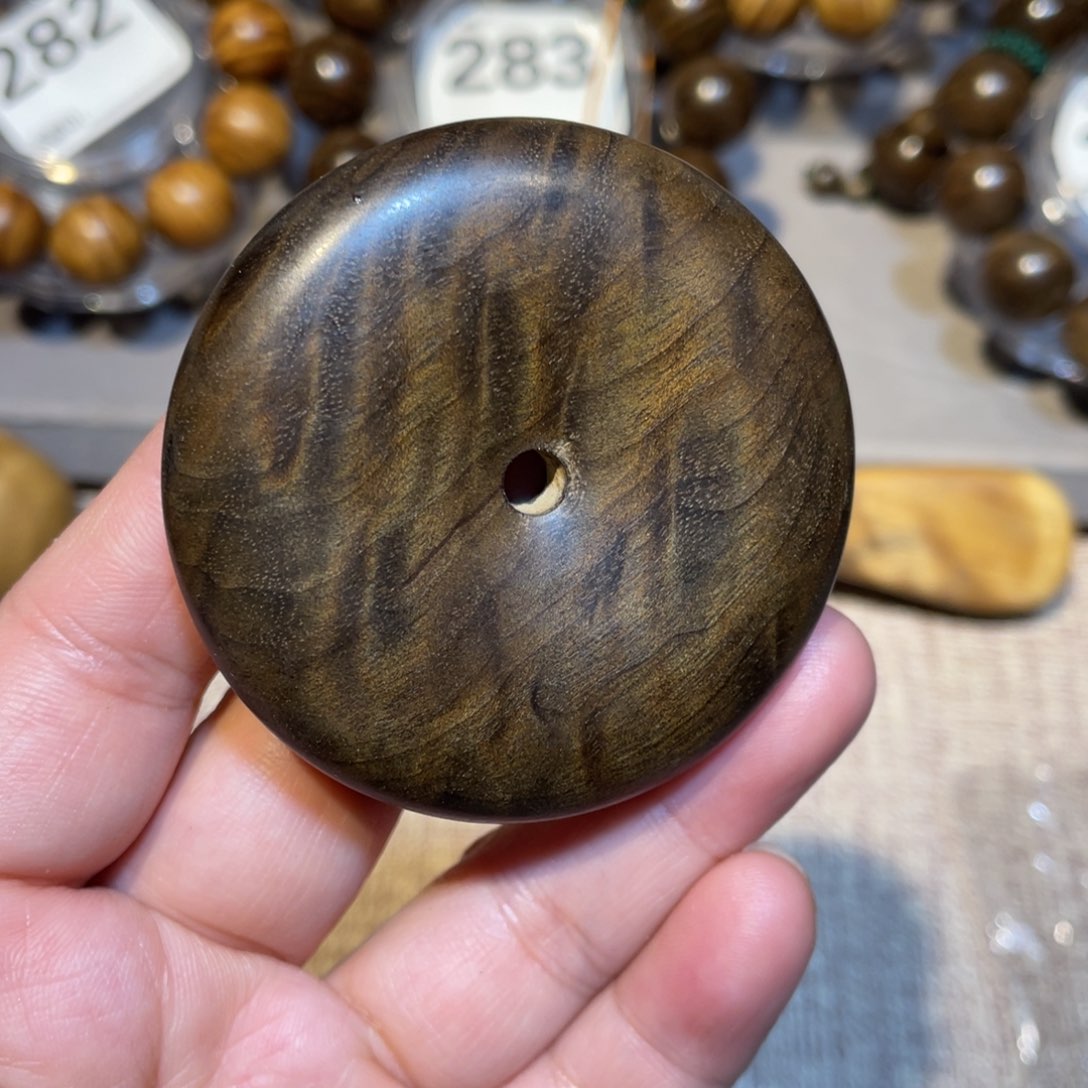 楠木（金丝楠）其他平安扣