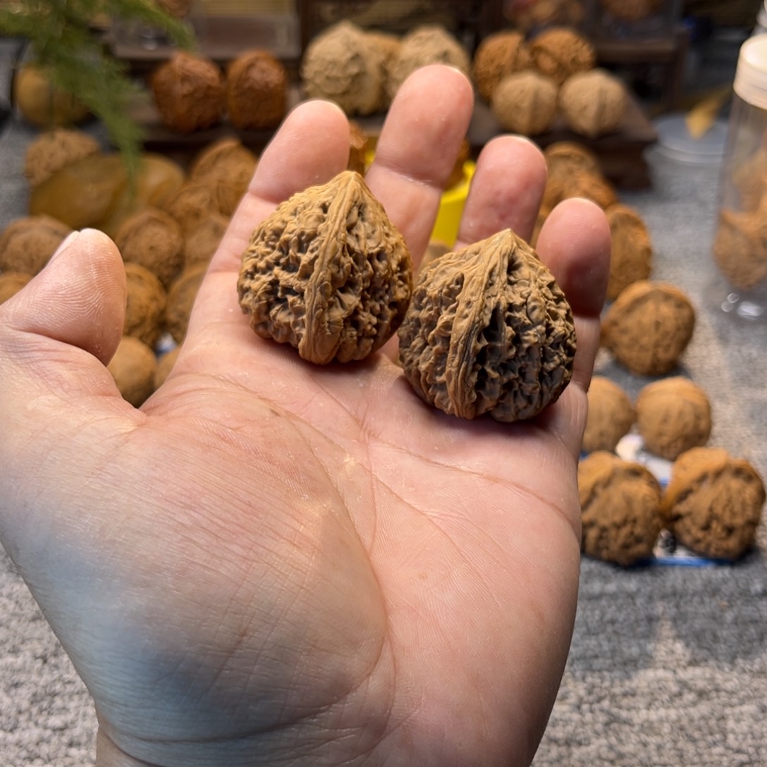 把件文玩核桃炮弹南疆