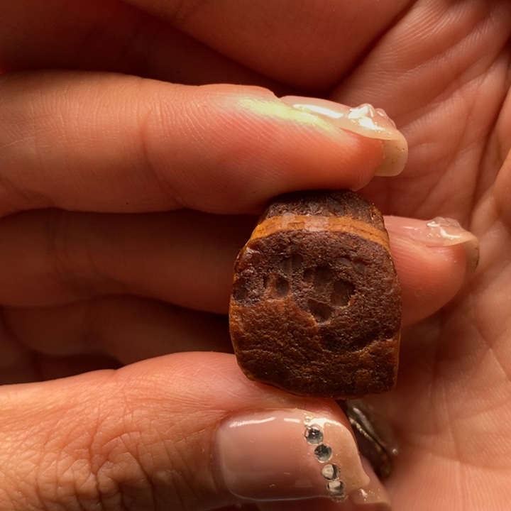 入****定制琥珀未镶嵌蜜蜡