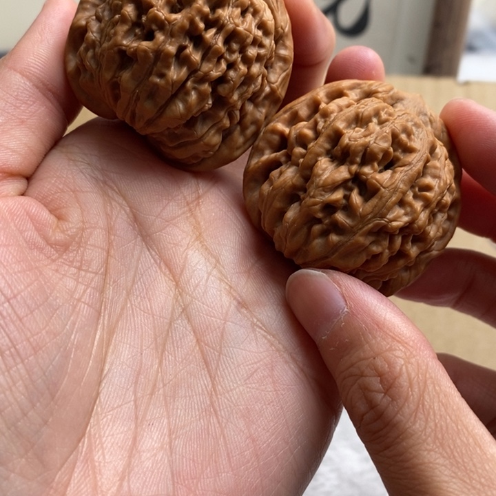 文玩核桃吊坠择***衍莲花