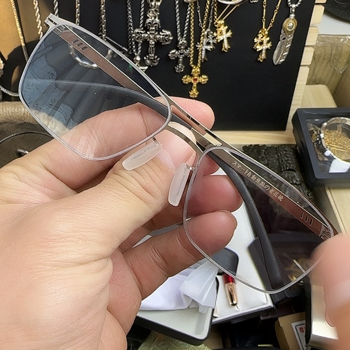 瓷片Fgjkkjgccbnkjhgff