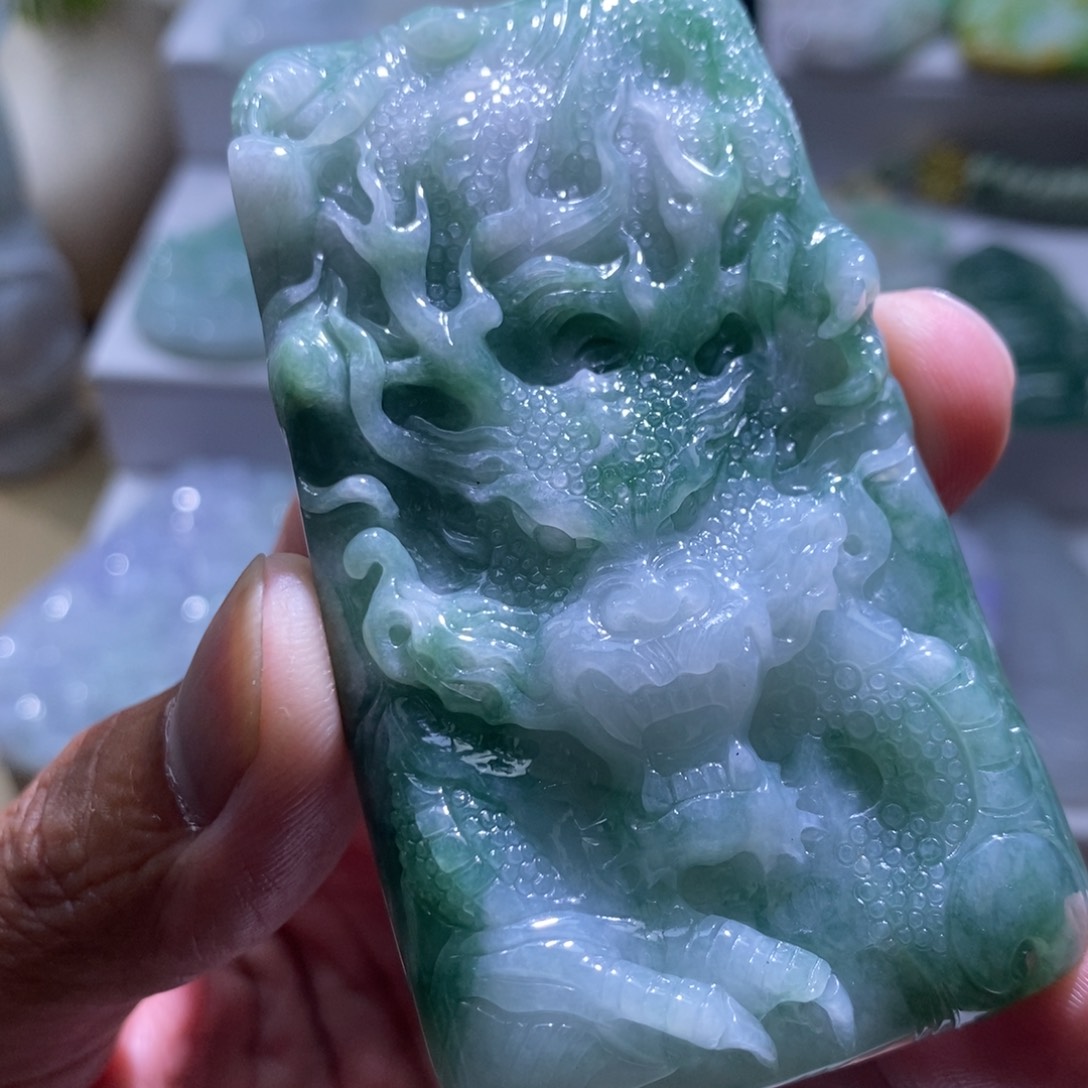 【闪购商品】翡翠颈饰未镶嵌1111111111111