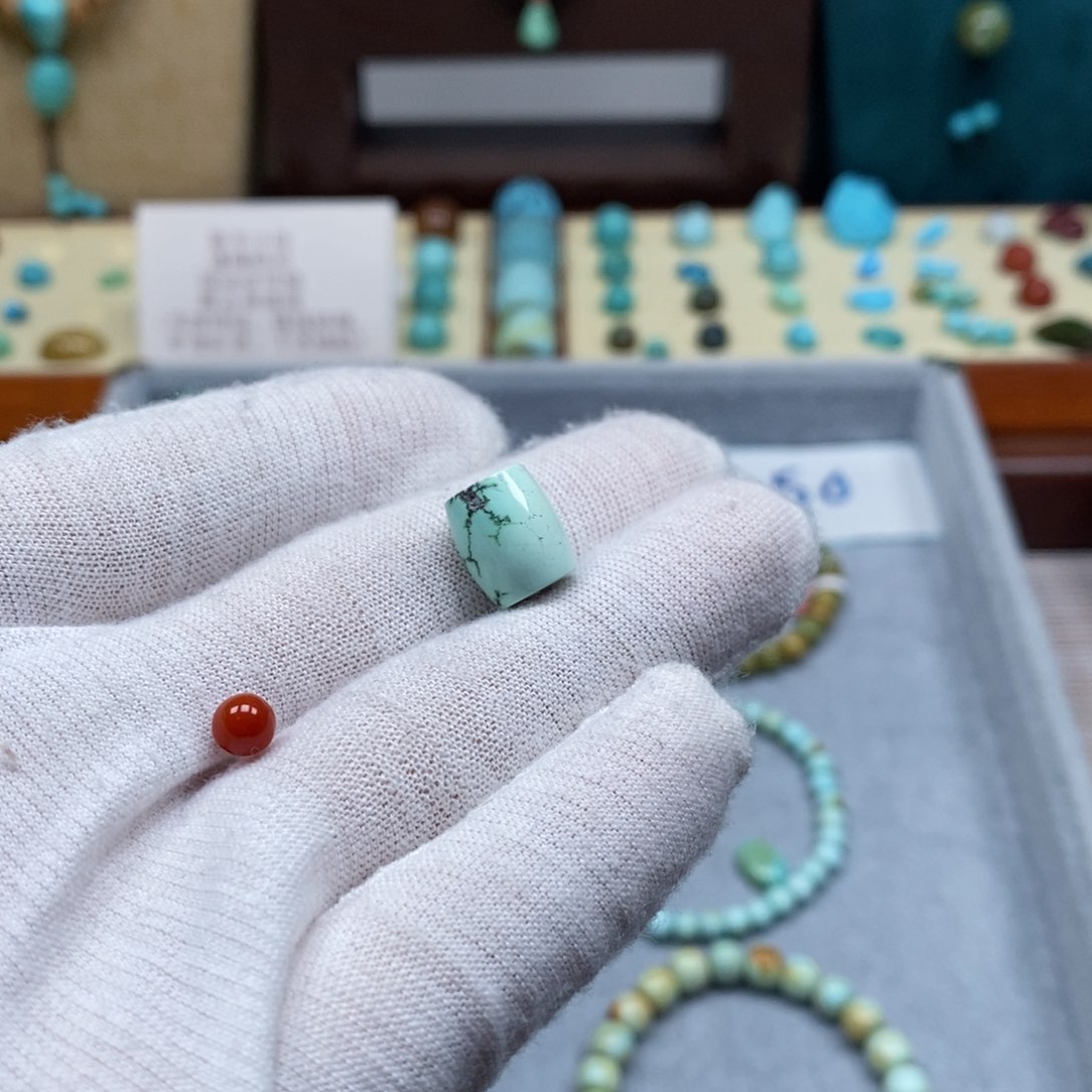 未镶嵌配饰南红玛瑙