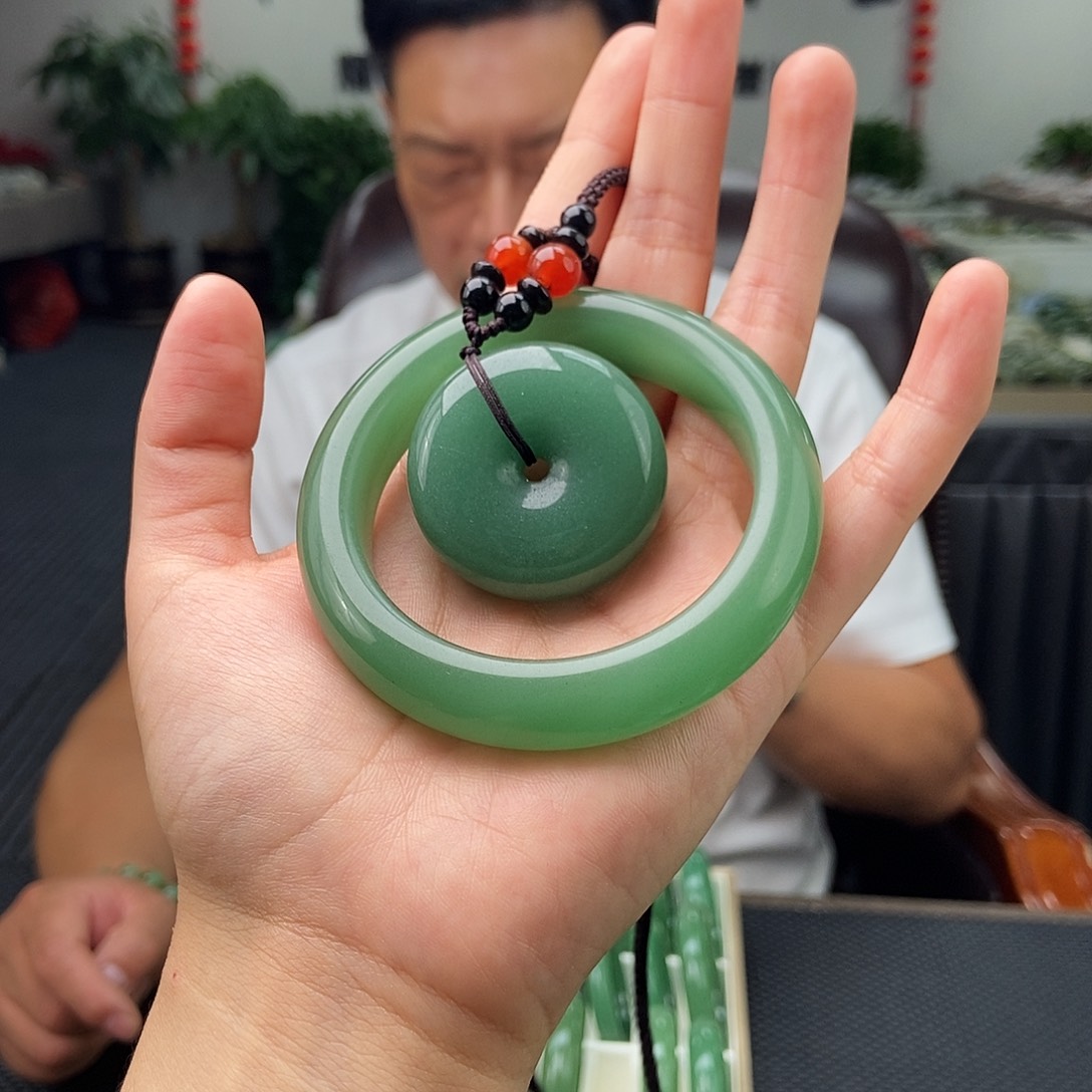 东陵石手镯未镶嵌52-62颜色多样性发拍一发一