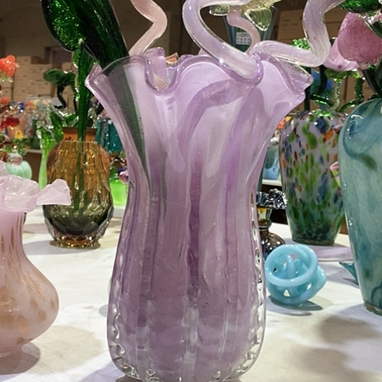 琉璃花瓶高32厘米口径15厘米