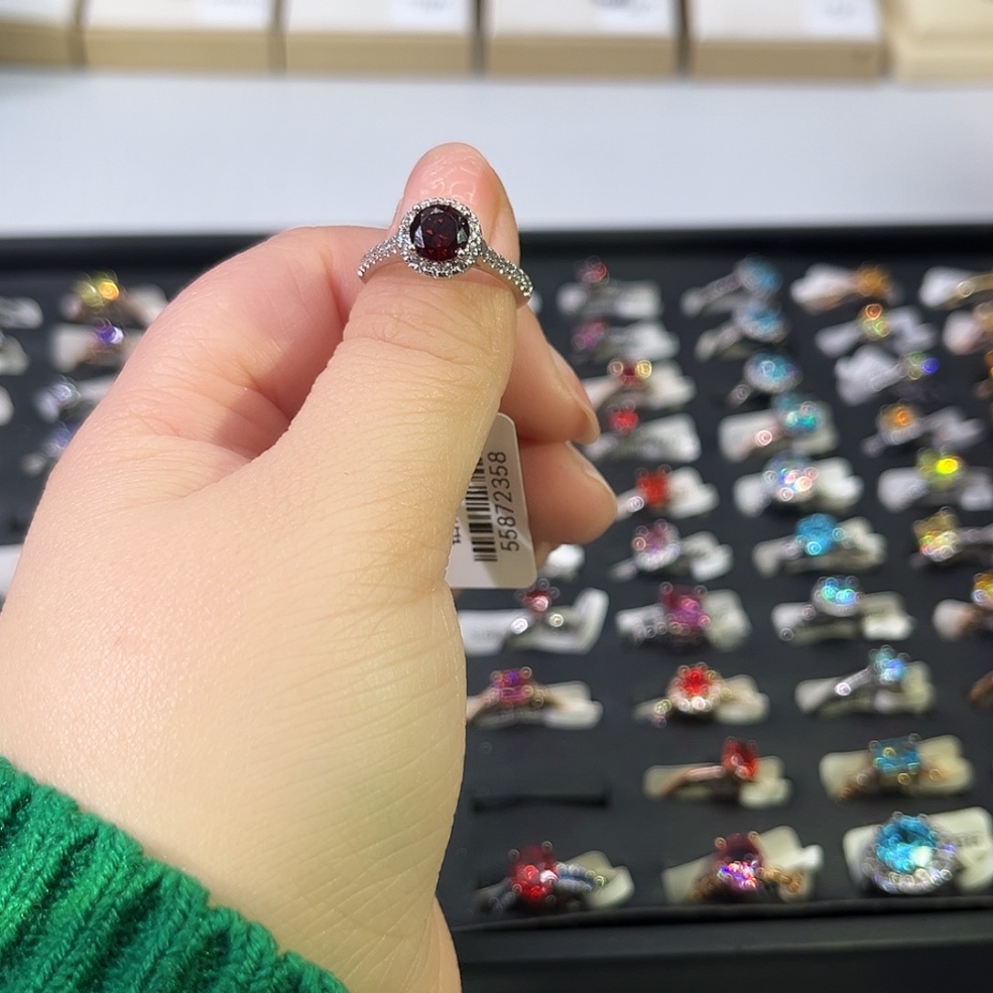 莫桑石非金属SH公主圆包血红一卡-12.5