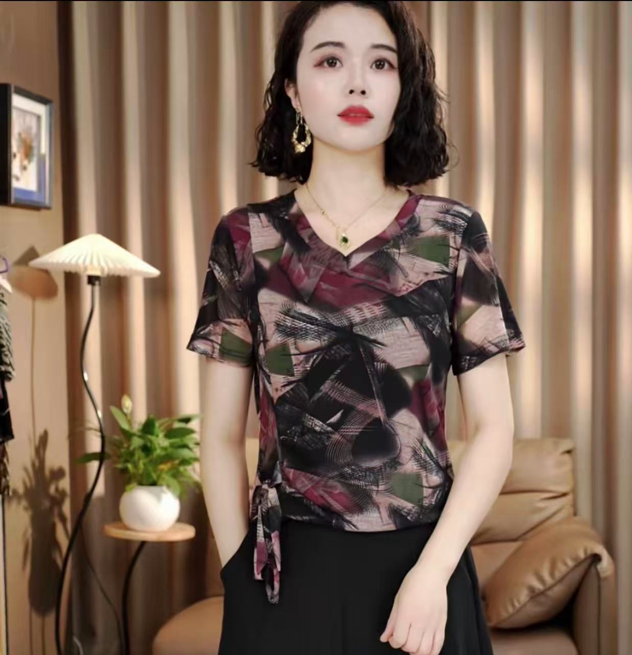 2025夏季新款气质减龄时尚百搭妈妈装女士小衫印精品上衣888