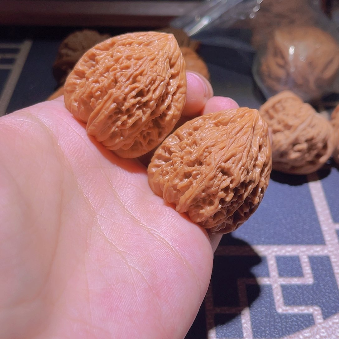 吊坠文玩核桃大**瓷三角磨盘