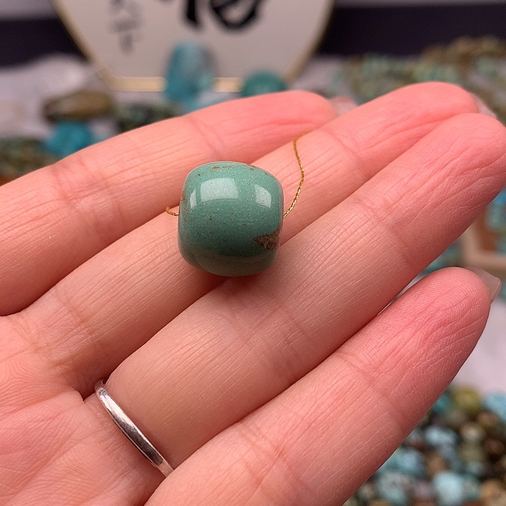 绿松石未镶嵌扣子