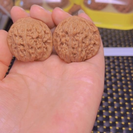 文玩核桃吊坠四座楼